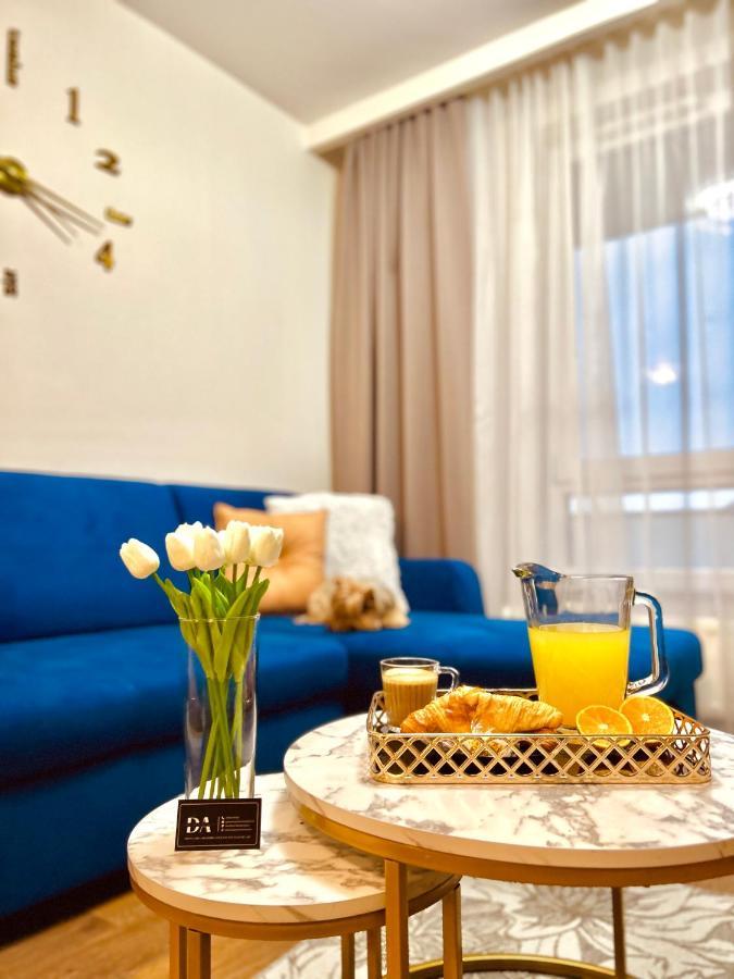 Downtown Sinatra Air-conditioned Apartment